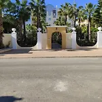 Aldea Del Mar Апартаменты *